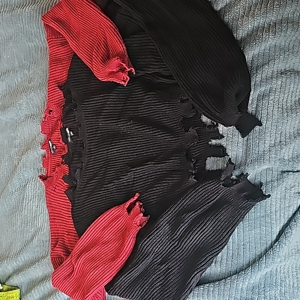 LOT of 2 fashion nova distressed cropped sweaters 3X